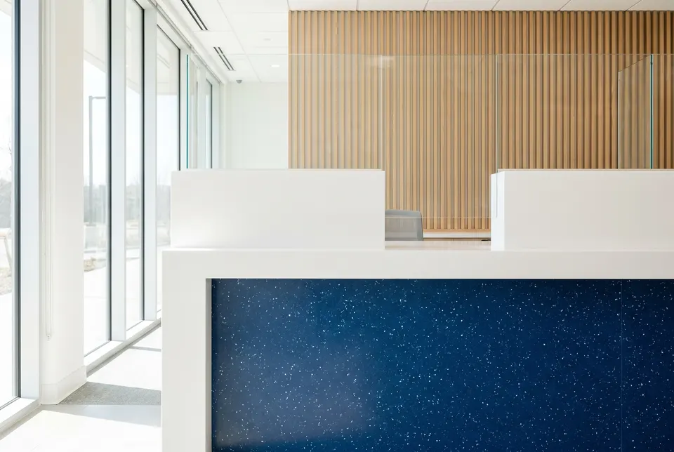3D visualisation: bank teller counter combining white and blue solid surface